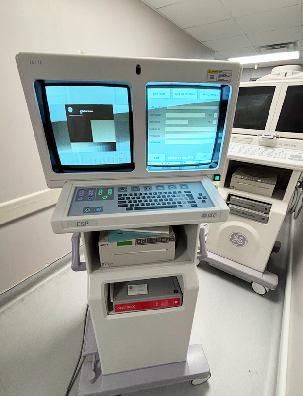 GE OEC 9800 PLUS C-arm